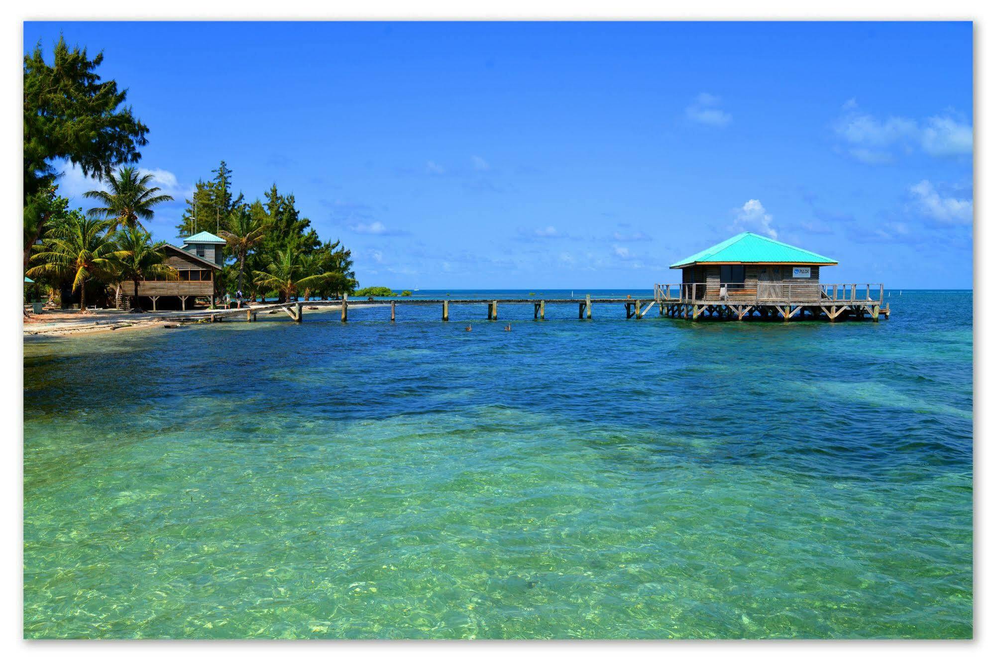 Isla Marisol Resort Exterior photo